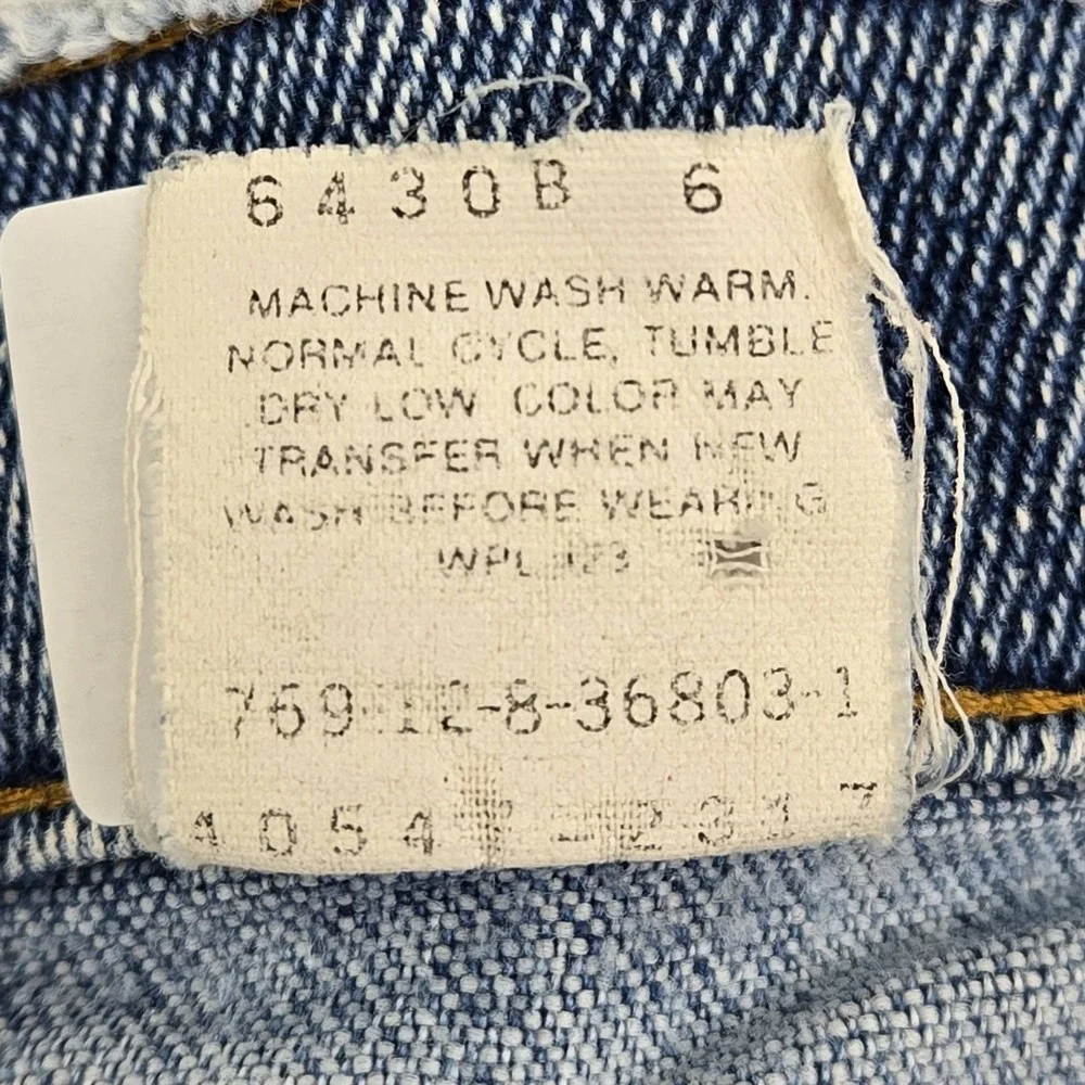 VINTAGE Levi's For Men Jeans 36X32 Light Blue Denim Black Gold Tab‎ 25